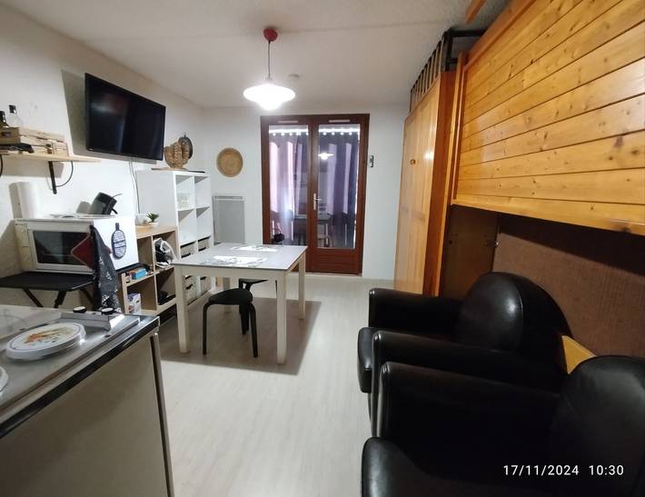 Studio pour 3 personnes, avec vue sur le lac dans l' Isère - 2