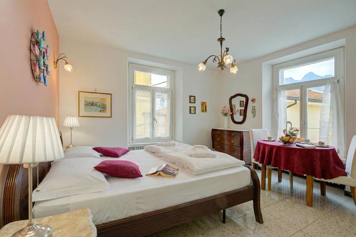 Vida Boa Queen Room 5min to Lake in Torbole, Nago-Torbole
