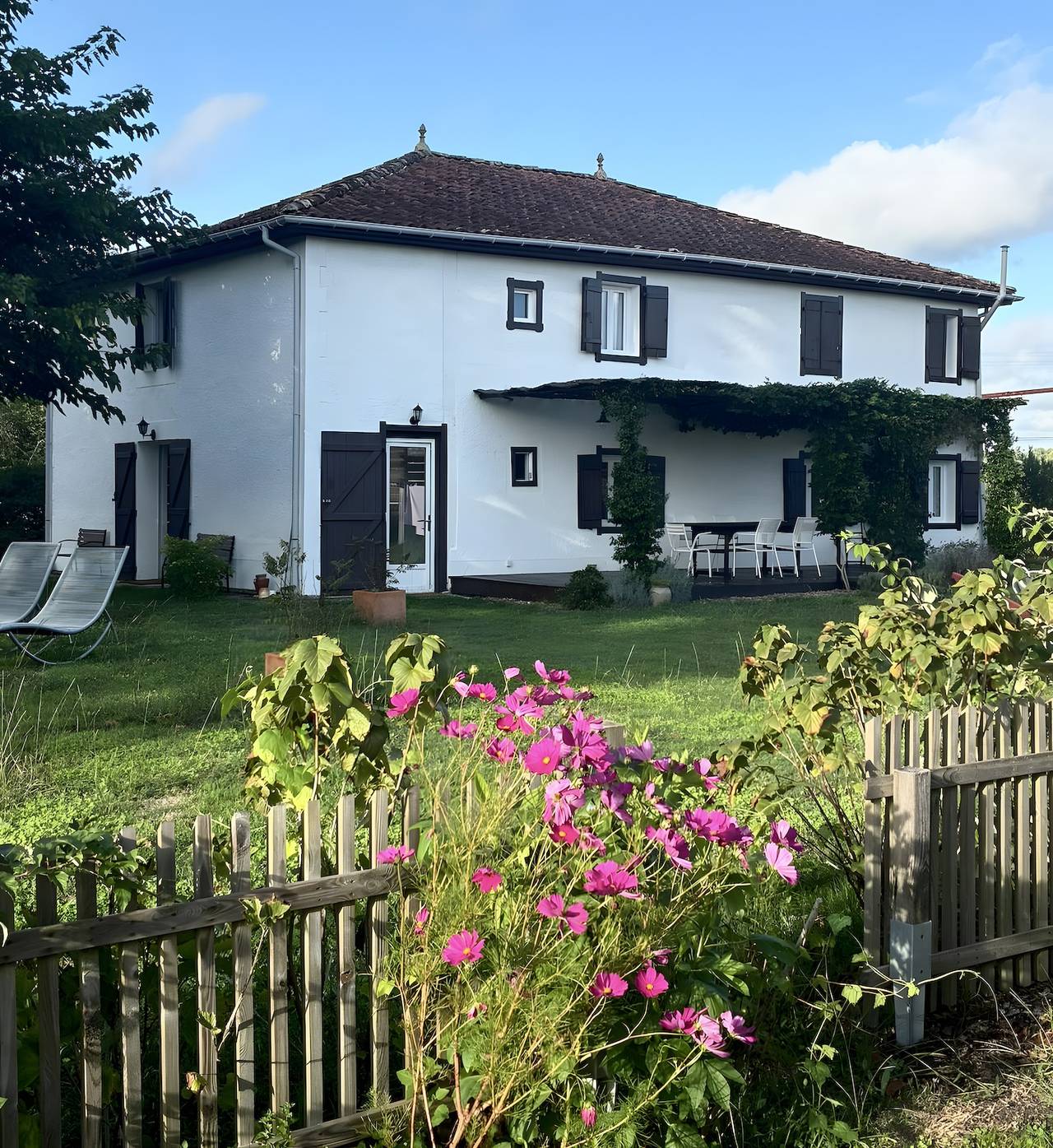 Casa de vacaciones 'Bienvenue À La Maison' con terraza, jardín privados y Wi-Fi in Mézos, Côte d’Argent