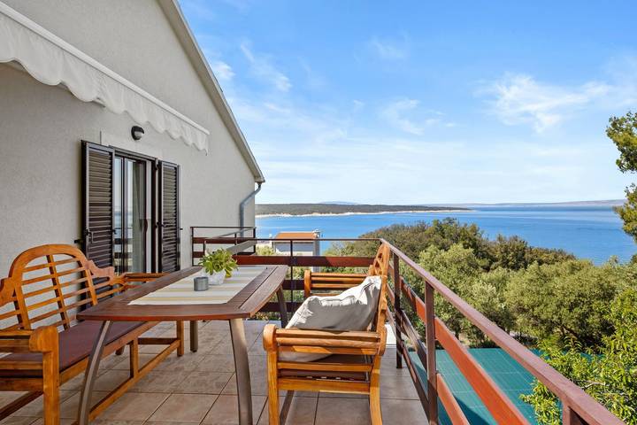 Ferienwohnung für 2 Personen, mit Garten und Balkon in Supetarska Draga