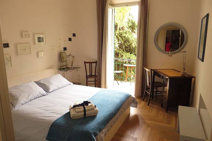 Appartement entier, Comfort,Relax,Trois-chambres romantique, terrace et garage près du Centre in Florence city center, Florence