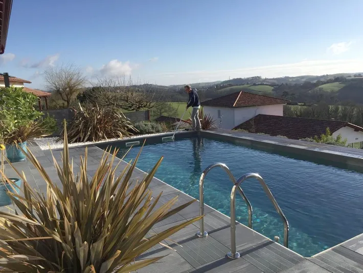 Chambre d’hôte pour 2 personnes, avec vue ainsi que piscine et jardin - 1