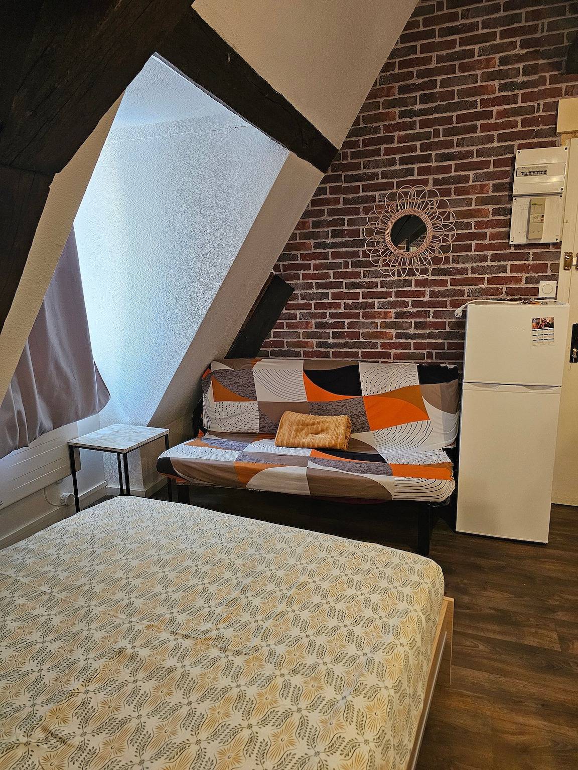 Appartement entier, Studio à 20 minutes à pied de la gare de Montluçon in Montluçon, Région de Montluçon