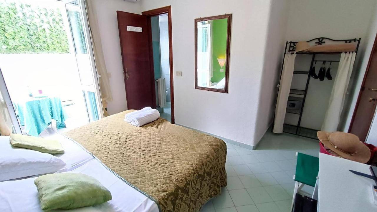 Summer Vibes B&B in Spiaggia della Chiaia, Forio
