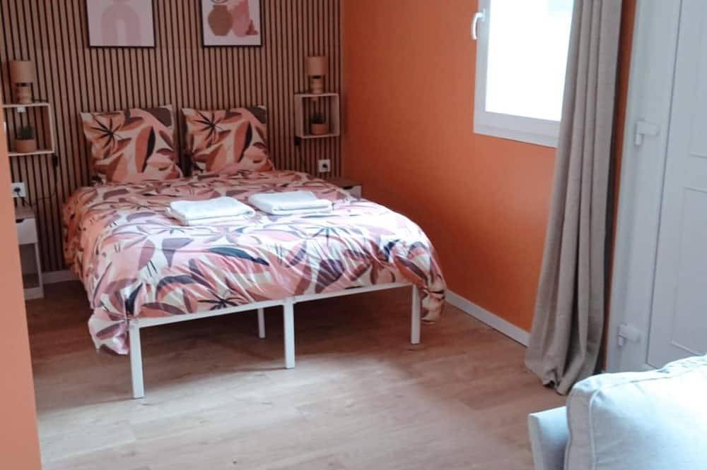 Apartamento entero, Studio L'with terrace in Oyonnax, Nantua