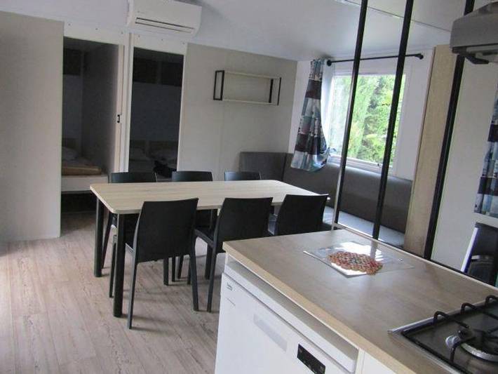 Camping pour 8 personnes, avec bassin pour enfant dans Saint-Cyprien-Plage - 4