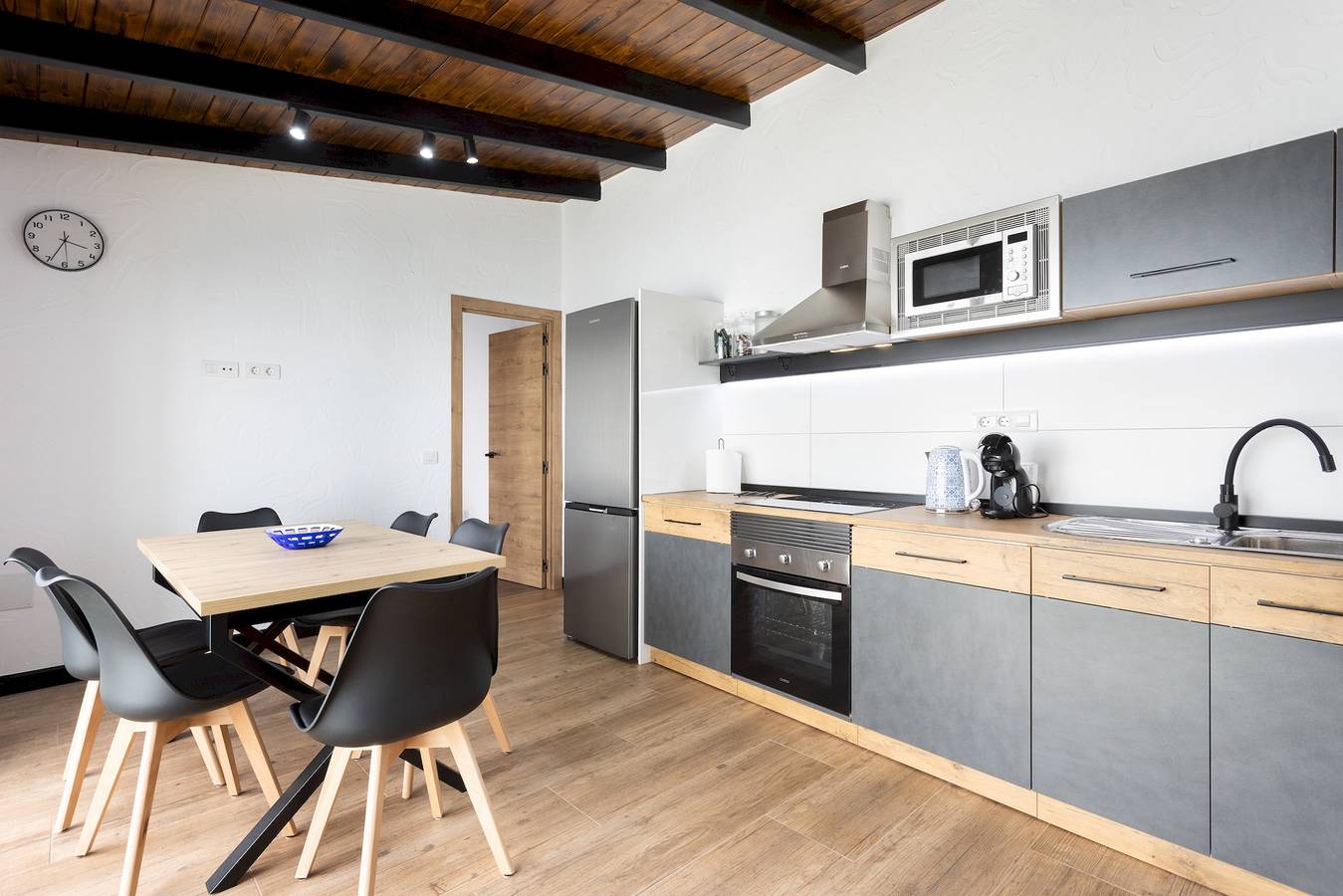 Home2Book Rustic Stone Haven with Terrace in El Farrobo, La Guancha