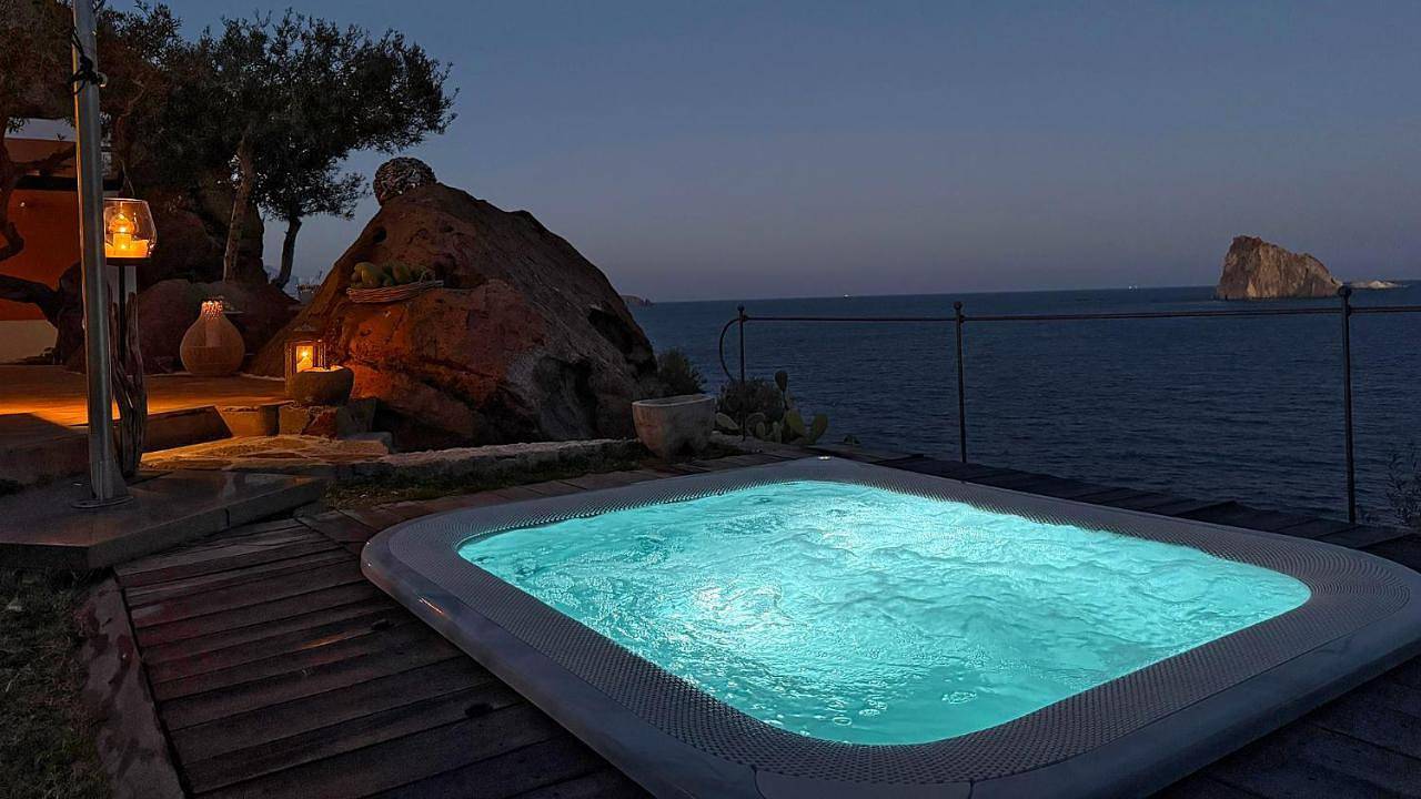 Villa Rocce Rosse in Panarea