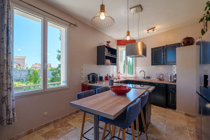 Gîte pour 6 personnes, avec jardin et balcon à Orgnac-l'Aven - 4