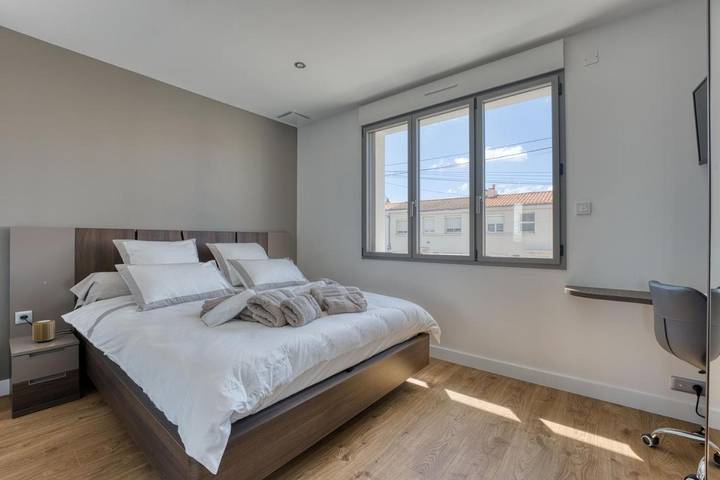 Villa pour 8 personnes, avec jardin et piscine aux Les Sables-d'Olonne - 2