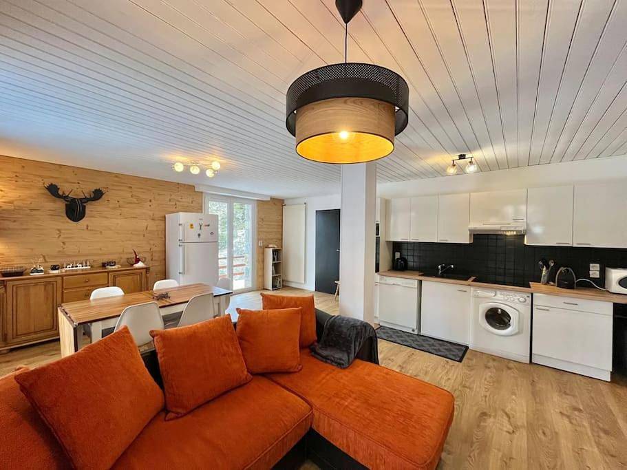 Appartement entier, Gîte de la Croix d'Egat in Égat, Parc naturel régional des Pyrénées catalanes