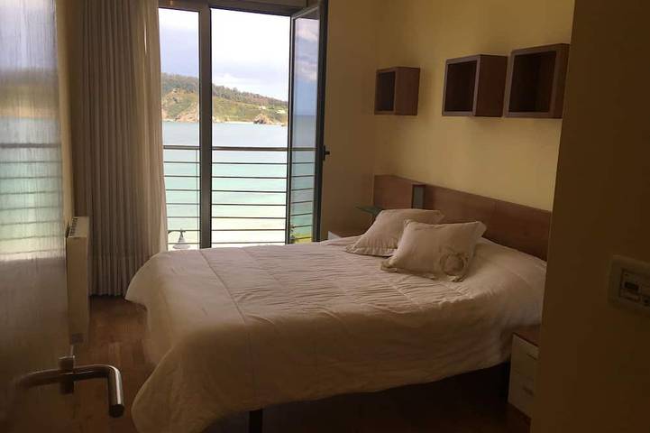 Appartement entier, Appartement sur l'océan et la plage. . in Ortigueira, Rías Altas