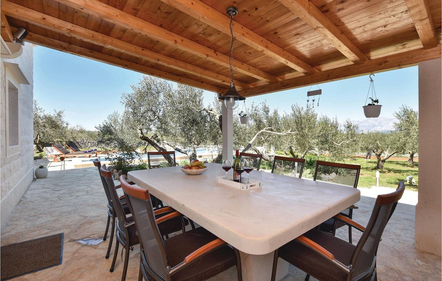 Ferienhaus für 8 Personen mit Garten in Pucisca, Brac