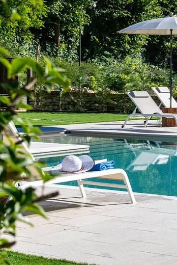 Cottage pour 2 personnes, avec jardin et piscine à Paderno del Grappa