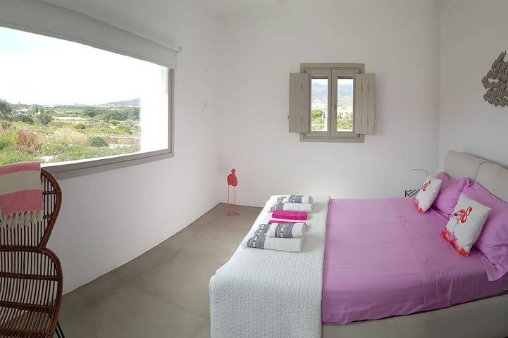 Villa voor 6 personen, with balkon and zwembad as well as tuin and whirlpool in Aliki