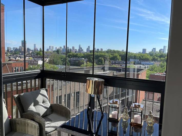 Apartamento para 4 personas, con vistas y balcón en Róterdam