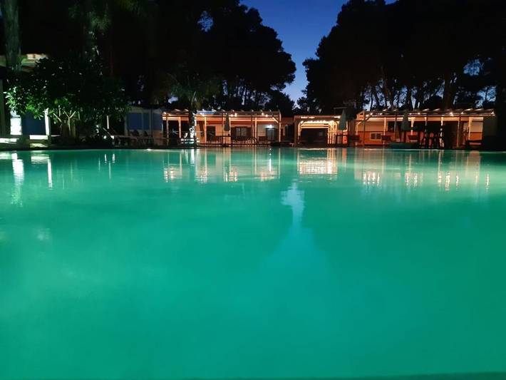 Villaggio vacanza per 6 persone, con piscina e piscina per bambini nonché idromassaggio in Basilicata