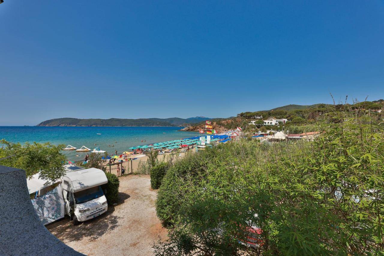 Camping Bungalow Lido in Lido di Capoliveri, Isola d'Elba