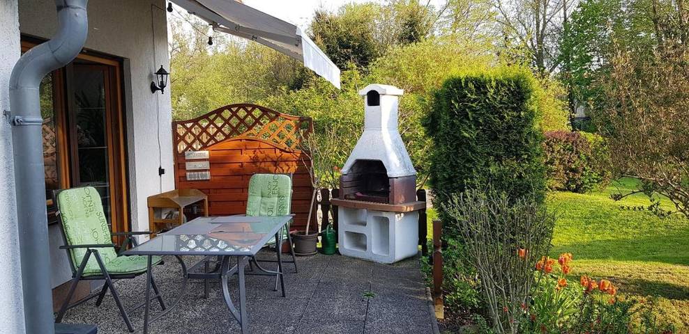 Ferienhaus für 6 Personen, mit Terrasse und Garten sowie Pool in Löbau - 3