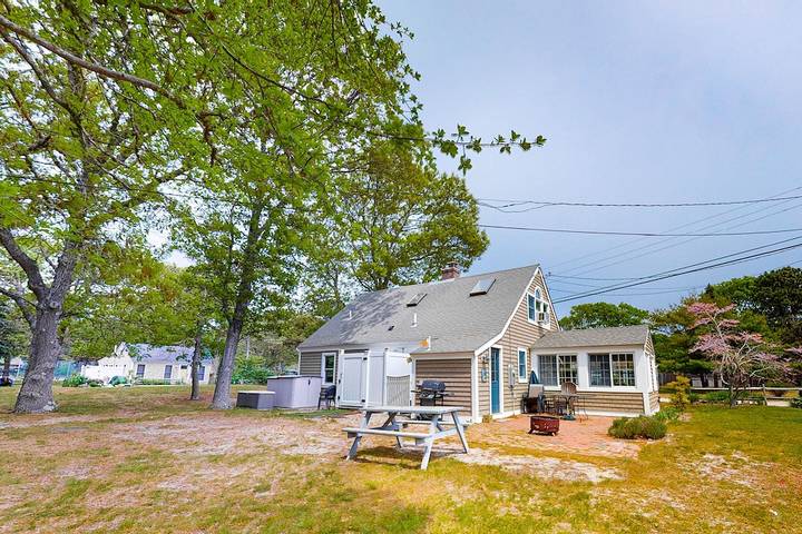 Vacation rental for 9 people, with yard in Yarmouth (MA)