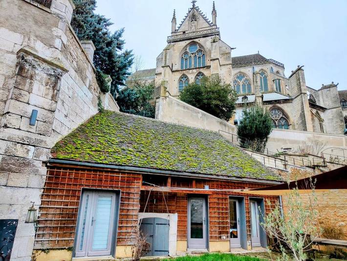 Location de vacances pour 2 personnes, avec Terrasse à Auxerre