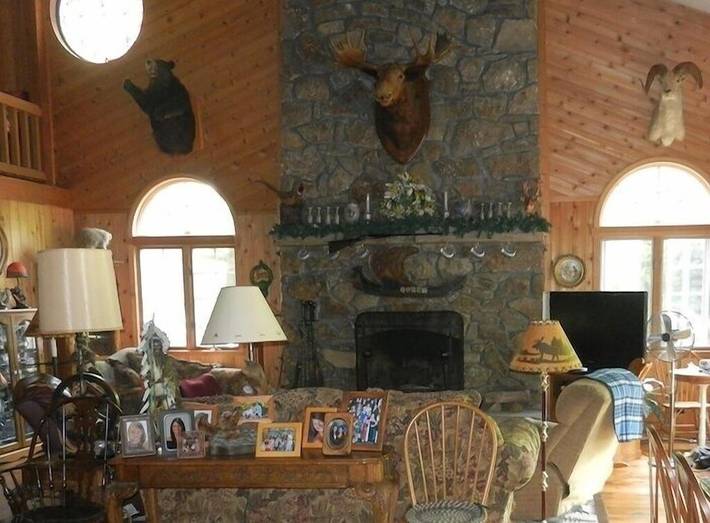 Lodge for 12 people, with yard in Lake Erie