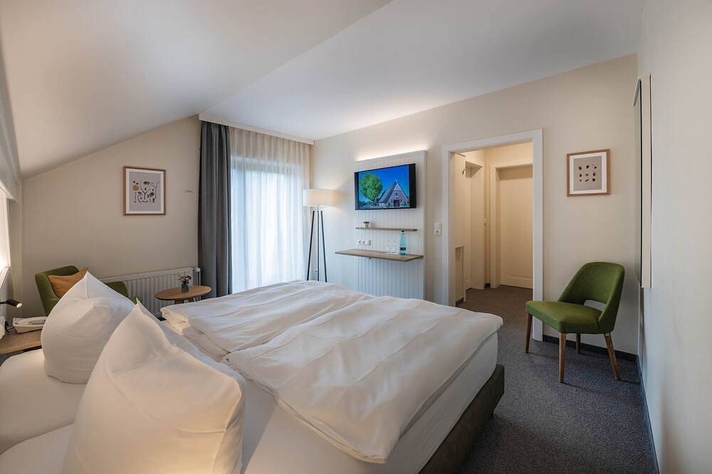 Doppelzimmer Standard - Landhotel Zur Eiche in Buxtehude, Altes Land Stade