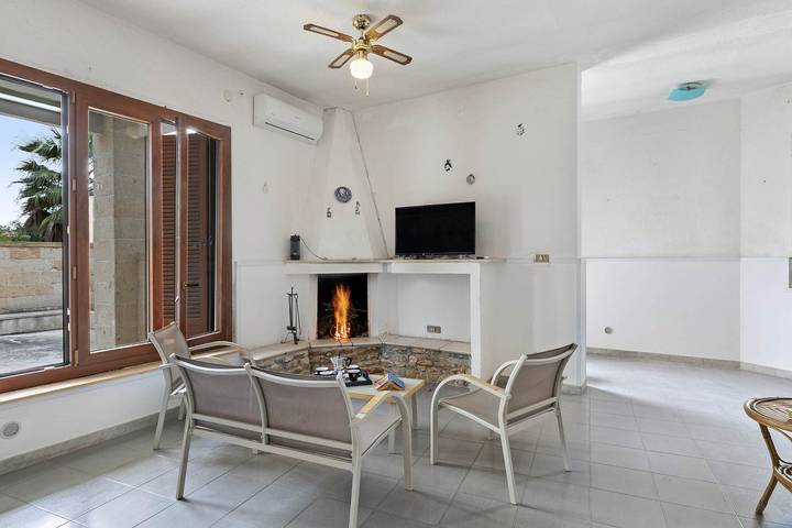 Villa pour 10 personnes, avec vue sur l’océan et balcon, adapté aux familles à Lecce - 4