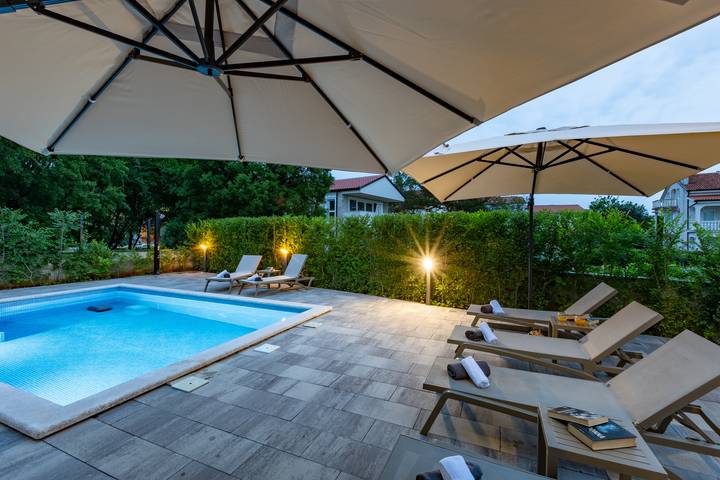 Ganze Wohnung, Ferienwohnung Mara -1 in Malinska-Dubašnica, Krk