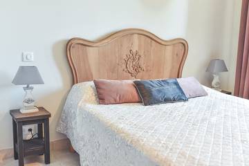 Gîte pour 8 Personnes dans Ruoms, Ardèche, Photo 1