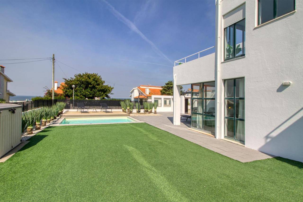 Three-Bedroom House in Moledo, Distrito de Viana do Castelo
