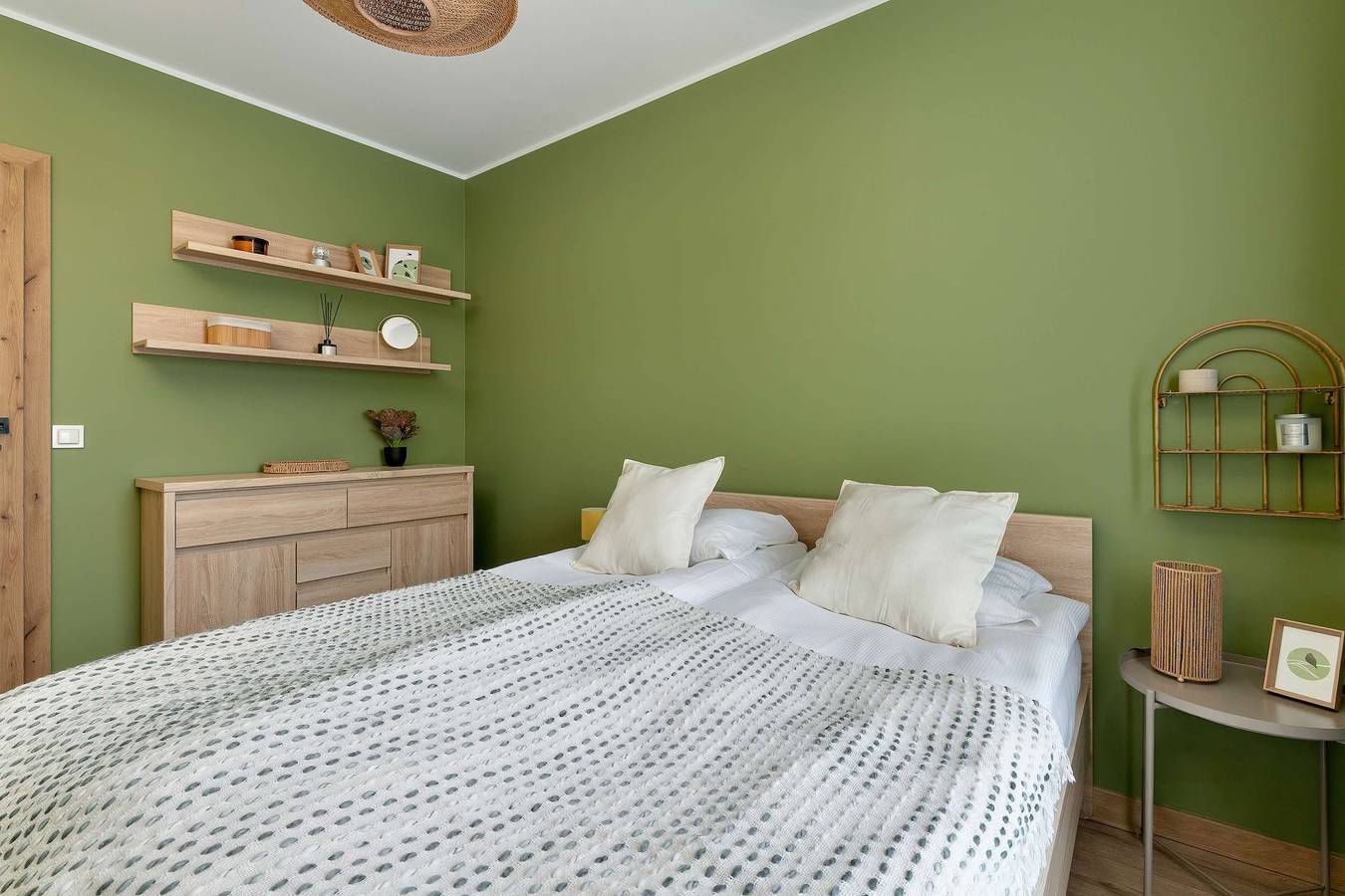 Hel lägenhet, Bright Apartment | Private Garden and Parking in Gdańsk, Tricity