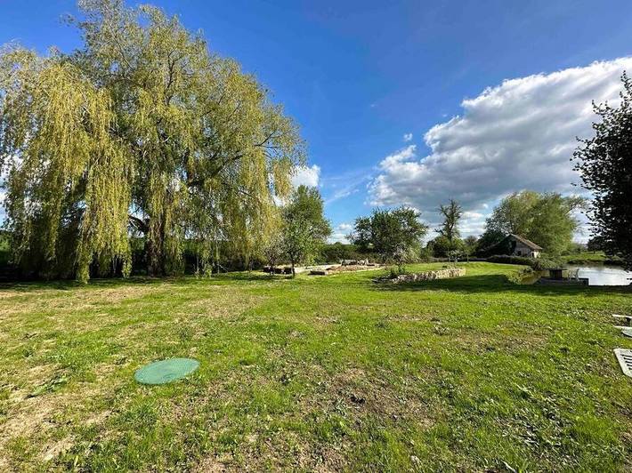 Location de vacances pour 4 personnes, avec jardin ainsi que terrasse et vue, animaux acceptés à Neauphe-sur-Dive - 3