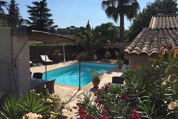Gîte pour 4 personnes, avec jardin et terrasse à Saint-Paul-de-Vence