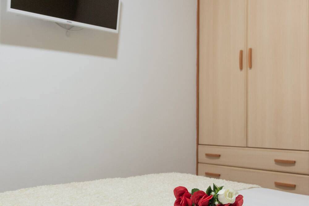 Entire apartment, Downtown Comfortable Apartment Gran Vía | 016 in Centro (Madrid), Madrid