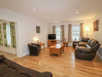 Cottage for 7 People in Downpatrick, County Down, Photo 1
