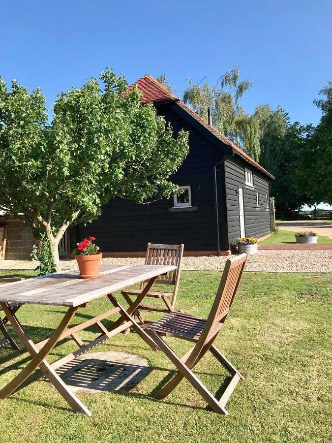 One-Bedroom House in Tenterden, Ashford region
