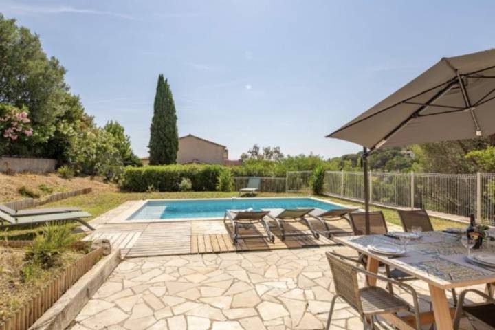 Casa de vacaciones para 6 personas, con terraza además de piscina y jardín, Se admiten mascotas - 1