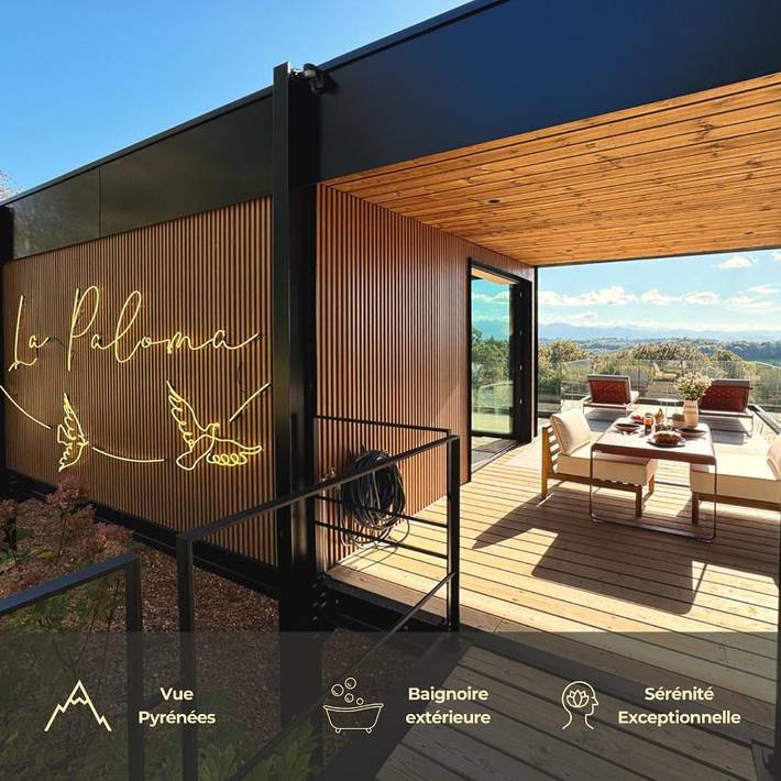 Location de vacances pour 2 personnes, avec Balcon et Jacuzzi ainsi que Terrasse et Jardin à Jurançon