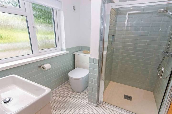 Swallows Beach Chalet |Sleeps 6 Walk to the Beach in Croyde, Devon