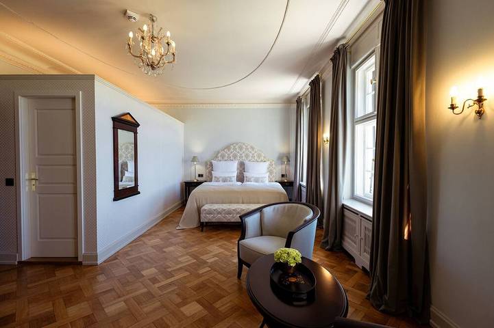Schloss für 2 Personen, mit Sauna und Garten sowie Pool in Neustrelitz - 2