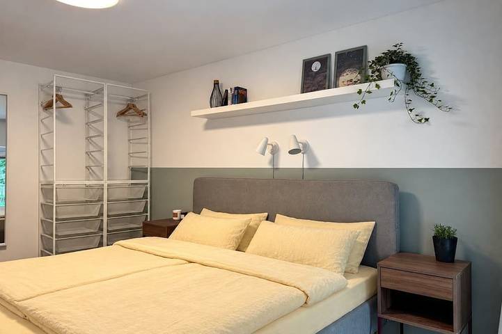 Ganze Wohnung, Jupas° Olewig Suite – 2 Schlafzimmer & Parkplatz in Trier, Landkreis Trier-Saarburg