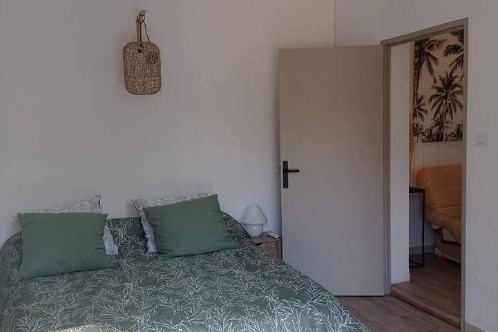 Location de vacances pour 7 personnes, avec terrasse ainsi que jardin et piscine à Gaujac - 2