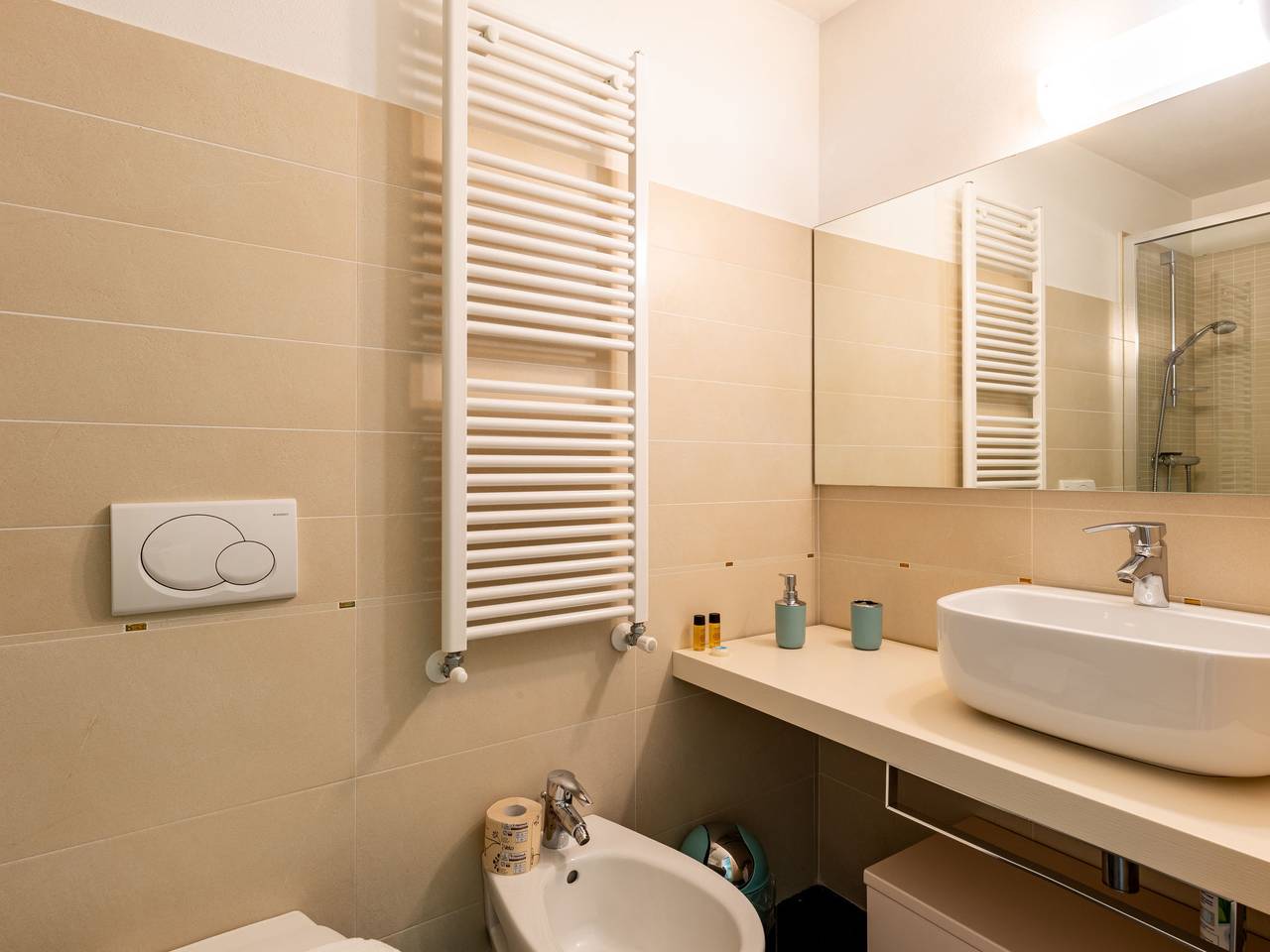 Ganze Wohnung, Blue Diamond in Bellano, Orobie Alpen West