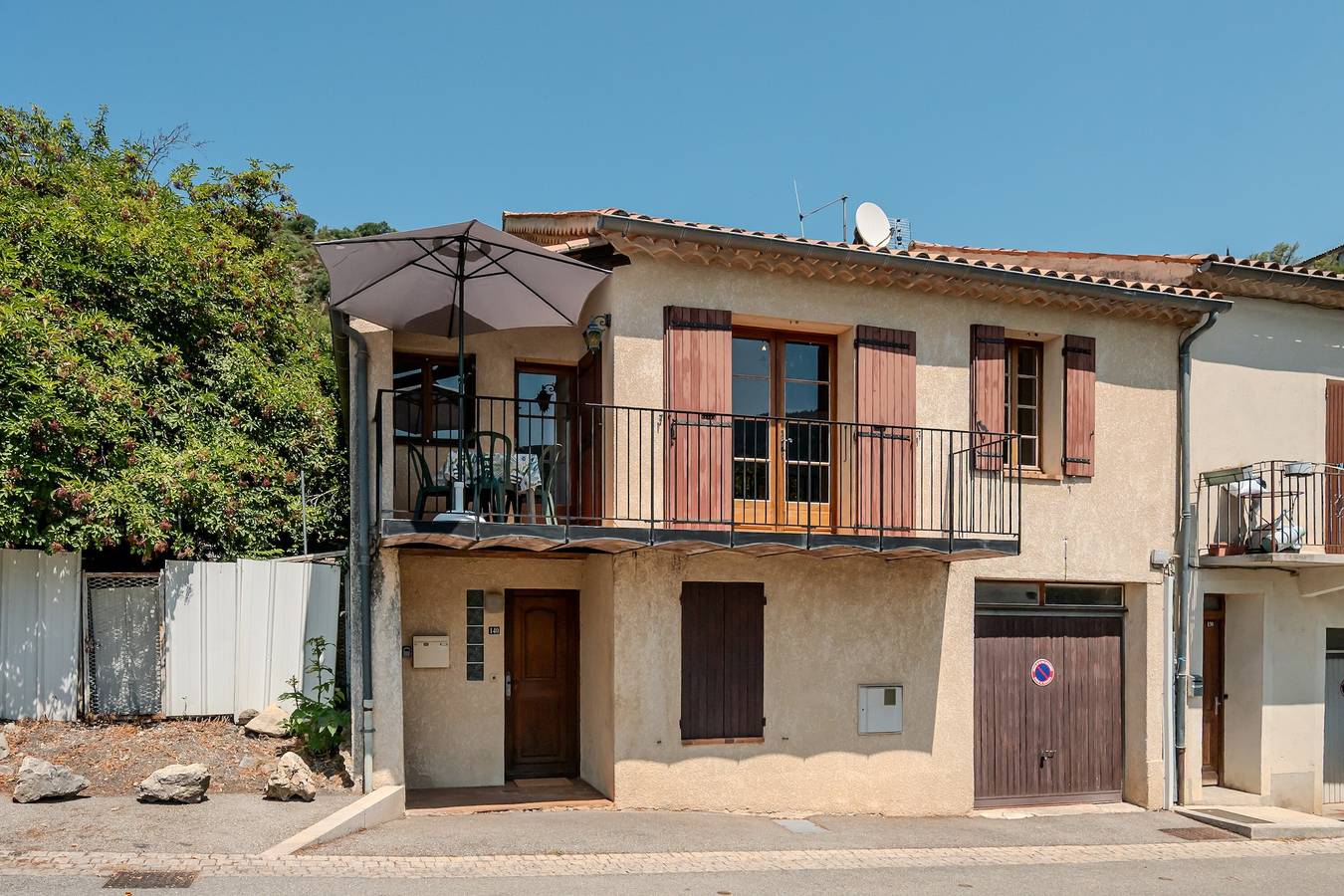 Ferienhaus 'Notre Dame' mit Bergblick, privater Terrasse und Wlan in Montbrun-les-Bains, Nyons und Umgebung