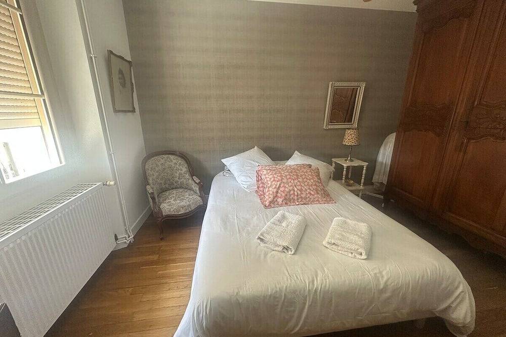 Apartamento entero, La parenthèse-Apartamento-Baño Privado in Chablis (Yonne), Auxerre region