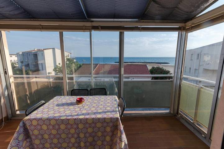 Location de vacances pour 4 personnes, avec vue et terrasse au Grau-d'Agde