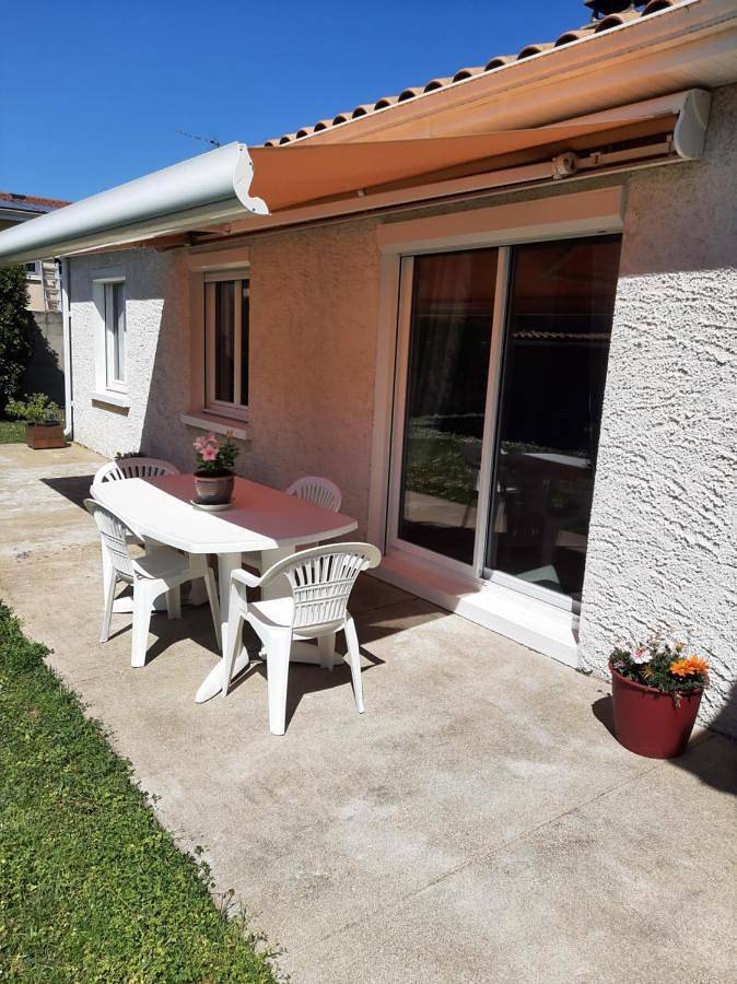 Maison de vacances pour 4 personnes, avec terrasse et jardin - 1