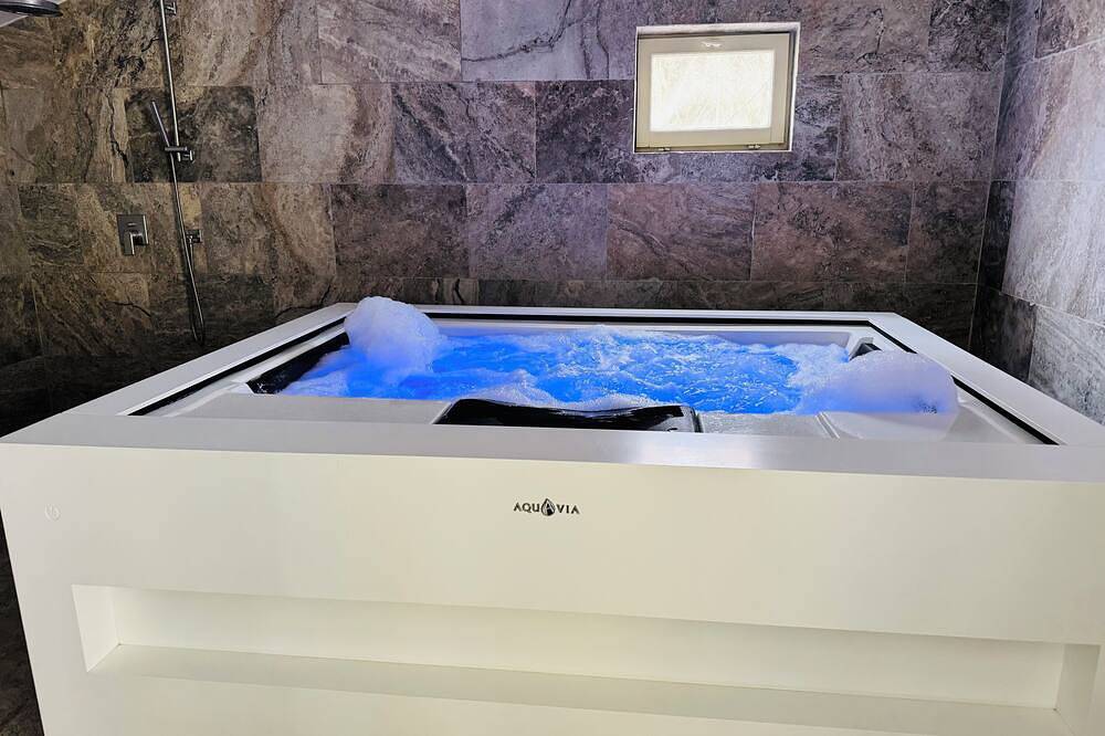 L'Isle sur la Sorgue, country house in Le Thor, Vaucluse