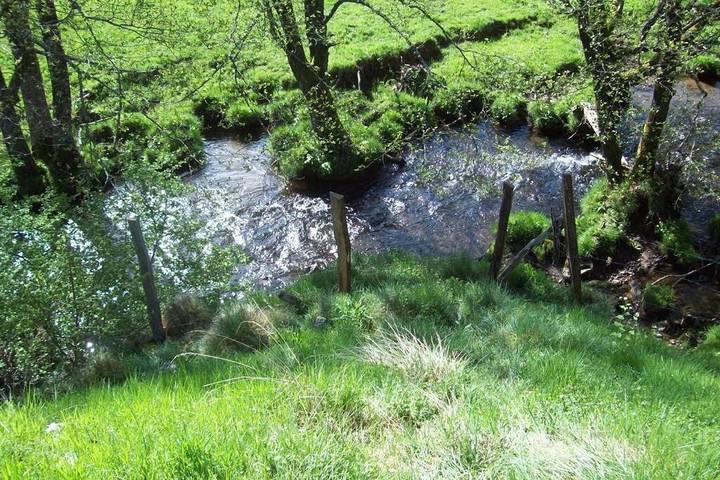 Location de vacances pour 6 personnes, avec jardin et vue à Le Claux - 4